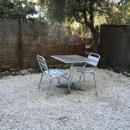 Studio Avec Jardin Privatif A Cros-de-cagnes